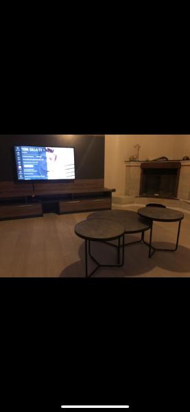 Luxury villa Tirana ,2 km from center, 3 km from the Stadium